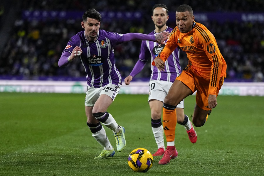 PREGAŽEN FENJERAŠ Prvi het-trik Mbapea u dresu Reala (VIDEO)