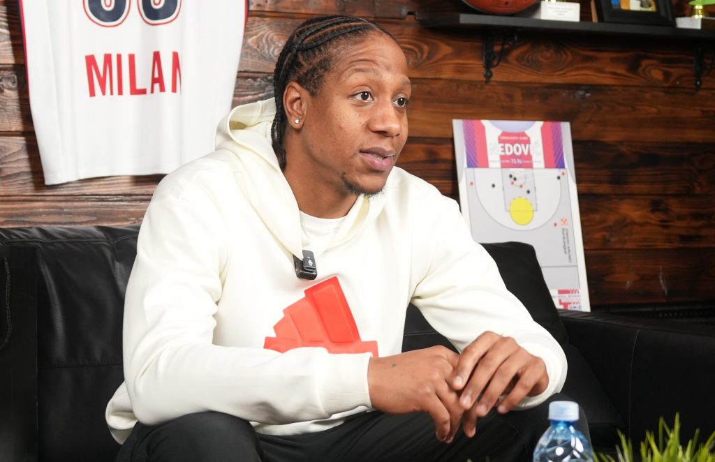 NOVOGODIŠNJI INTERVJU Ajzea Kenan: U Zvezdi sam zbog Janisa, želim da uradimo stvari koje nikada ranije nisu urađene! Teodosić najglasniji, Davidovac najzabavniji