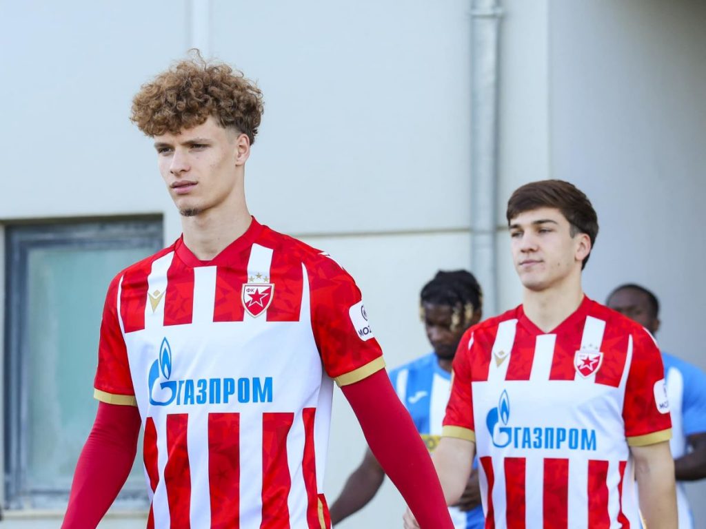 RETKO SE DEŠAVA Zvezda lagano do tri gola razlike, pa na kraju samo remi! Nameće se Jovanović