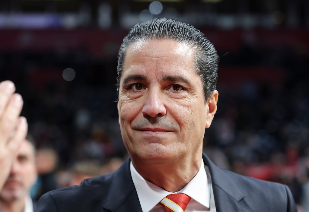 DOKTORSKA DISERTACIJA Evo kako je Sferopulos potopio Pariz