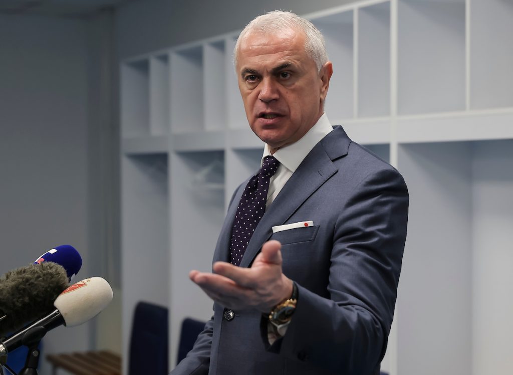 TERZIĆ POTVRDIO PISANJE MBS Napadač ostaje na „Marakani“, može da ode samo za ovu svotu novca…