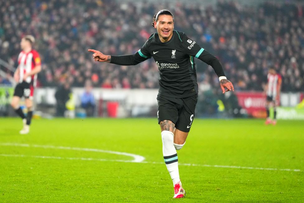 PREMIJER LIGA Urugvajac u nadoknadi doneo bodove lideru! Klajvert podsetio na tatu… (VIDEO)