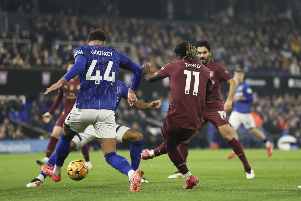 PREMIJER LIGA Šampion se ragoropadio, sav bes je iskalio na Ipsviču