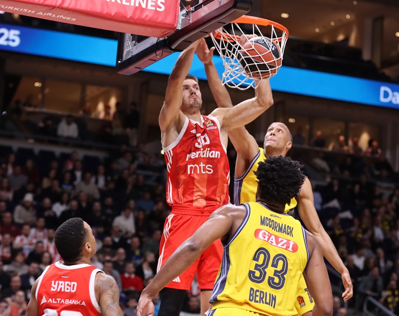 KONAČNO PALA I ALBA Crvena zvezda slavila u Berlinu, otvorila vrata borbe za Top 4 (VIDEO)