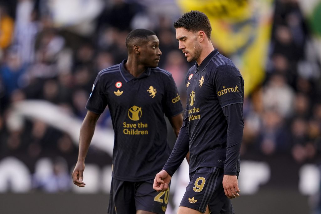 „BOMBA“ STIŽE IZ ITALIJE Juventus na leto dovodi strašan tandem! Deluje da to znači „CIAO“ Vlahoviću?!