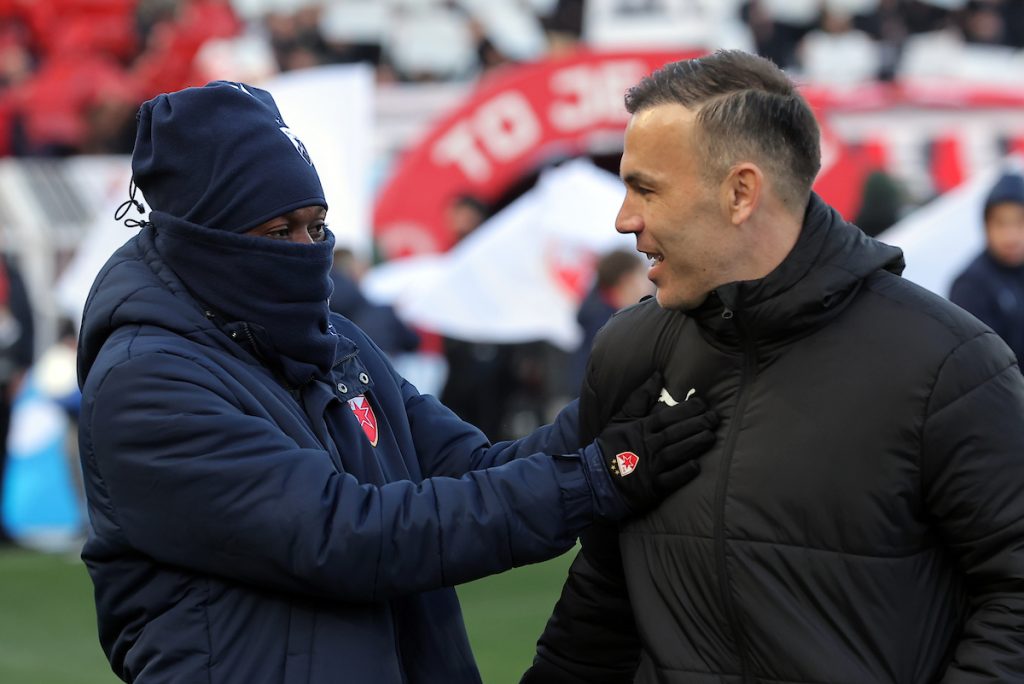 Majstore, kad ulaziš na teren?