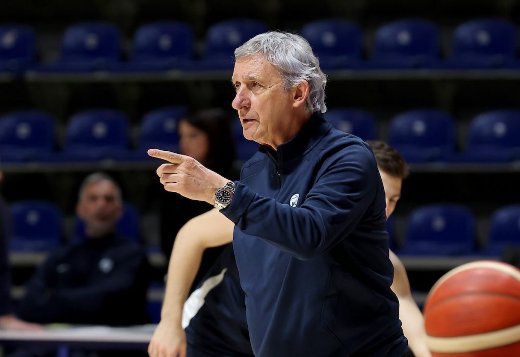 PEŠIĆ SAOPŠTIO LOŠE VESTI: Srbija bez Milutinova, povredio se i košarkaš Partizana