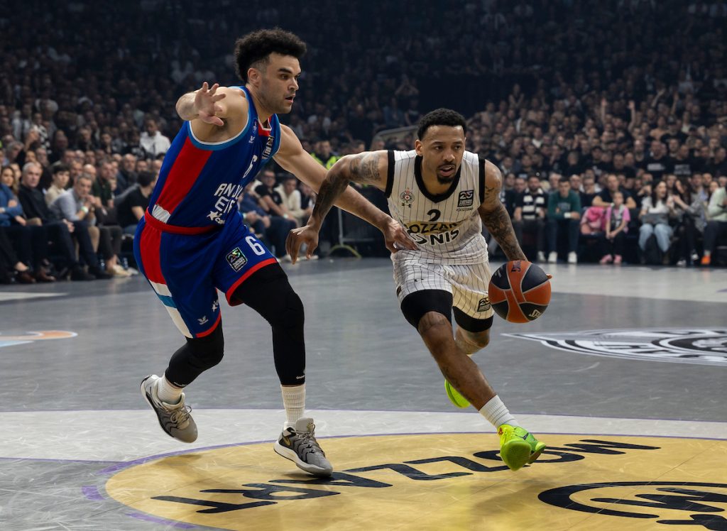 Karlik Džons: Zauvek ću da pamtim poraz od Efesa