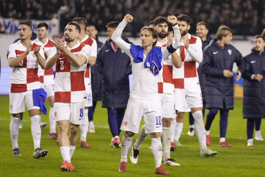 Modrić očitao lekciju Mbapeu zbog simuliranja (VIDEO)