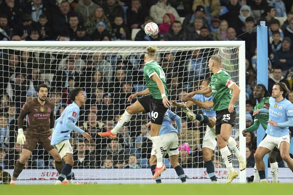 UMALO NOVA SENZACIJA Plimut mučio „građane“ 75 minuta… Pep ovo ne bi preživeo na klupi