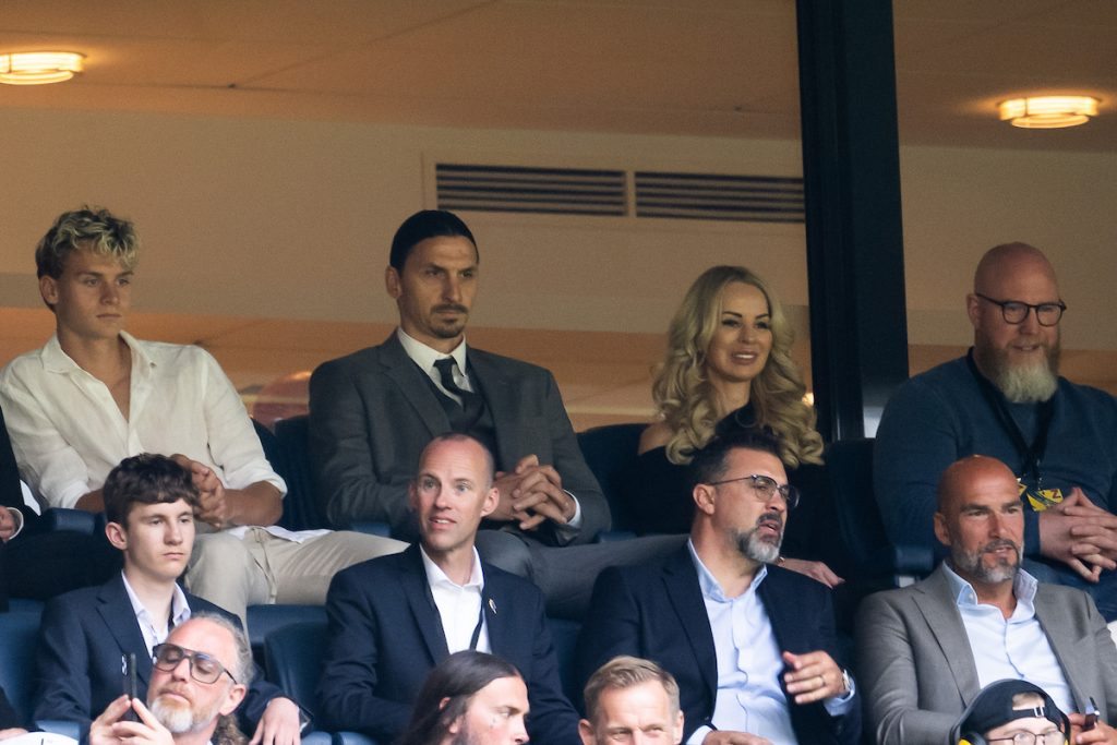 Ibrahimović ne može da ustane iz kreveta