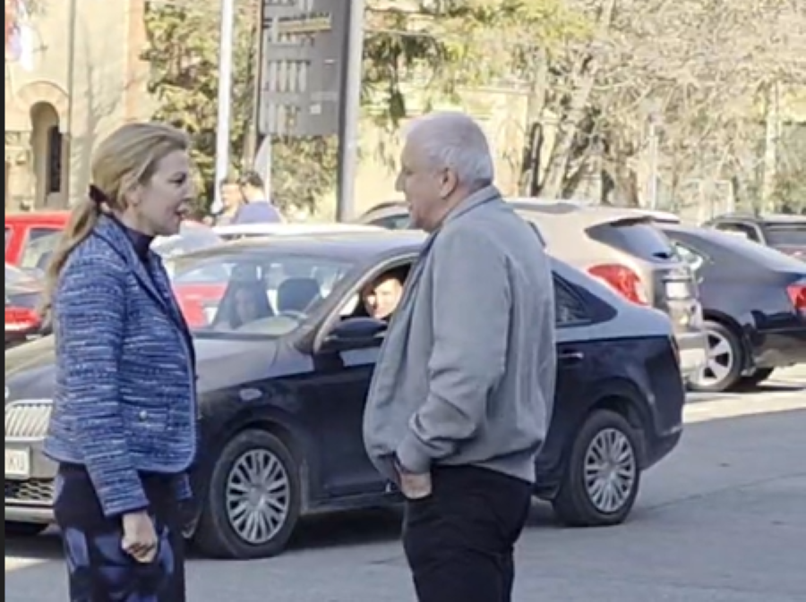 SUSRET NA PARKINGU U HUMSKOJ Crno-beli se spremali za put, a onda je Obradović dobio podršku iz fudbalskog kluba (VIDEO)