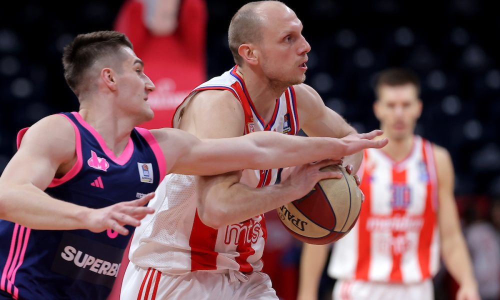 Dejan Davidovac na utakmici protiv Mege (Foto: Starsport)