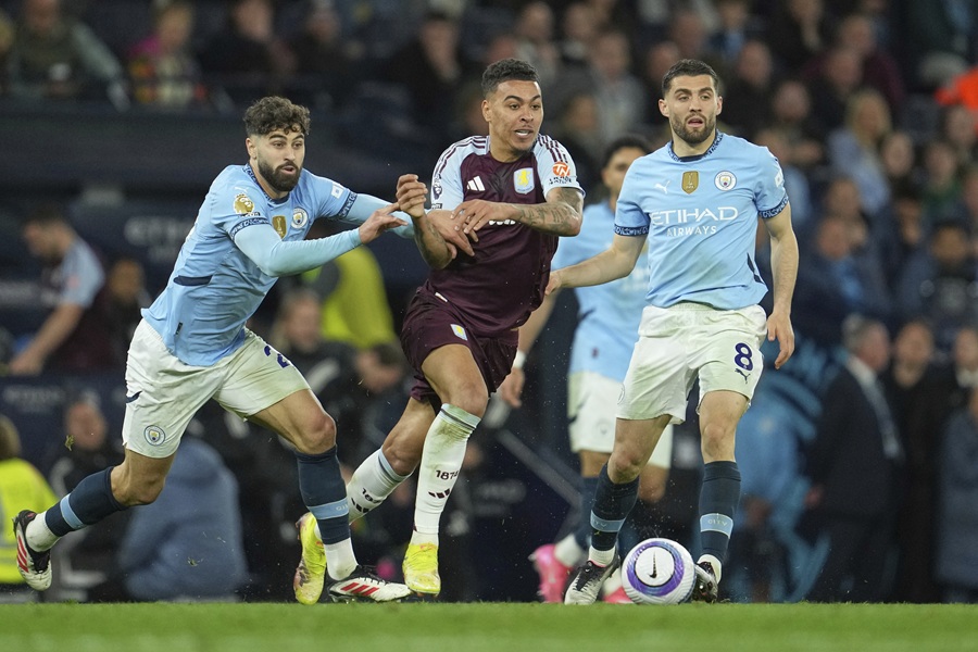 Siti juriša ka LŠ: Nuneš u 94. minutu srušio Aston Vilu!