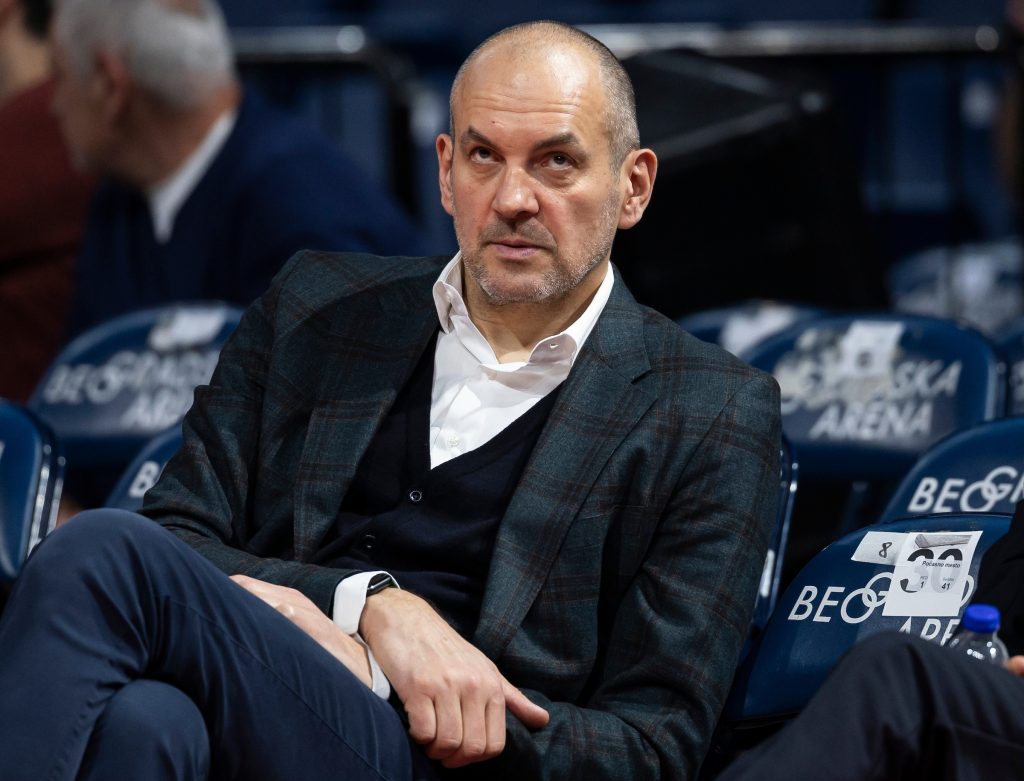 (Ne)očekivana rokada – Tarlać umesto Pešića