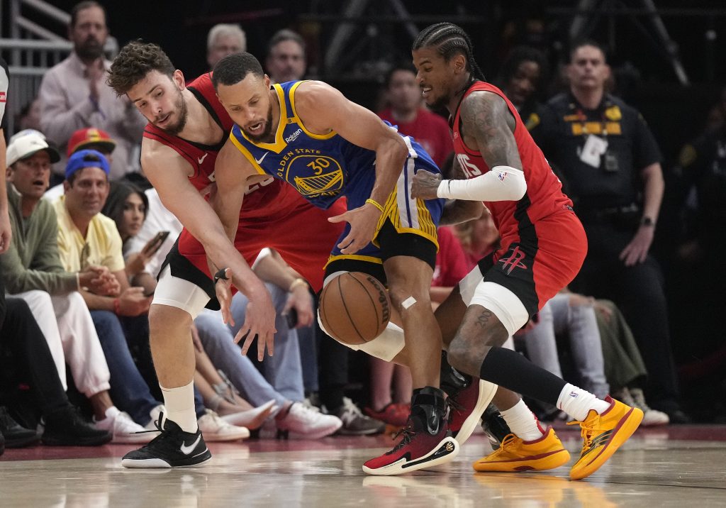 Tuča na meču Golden Stejt – Hjuston, Grin udario rivala nogom u glavu!