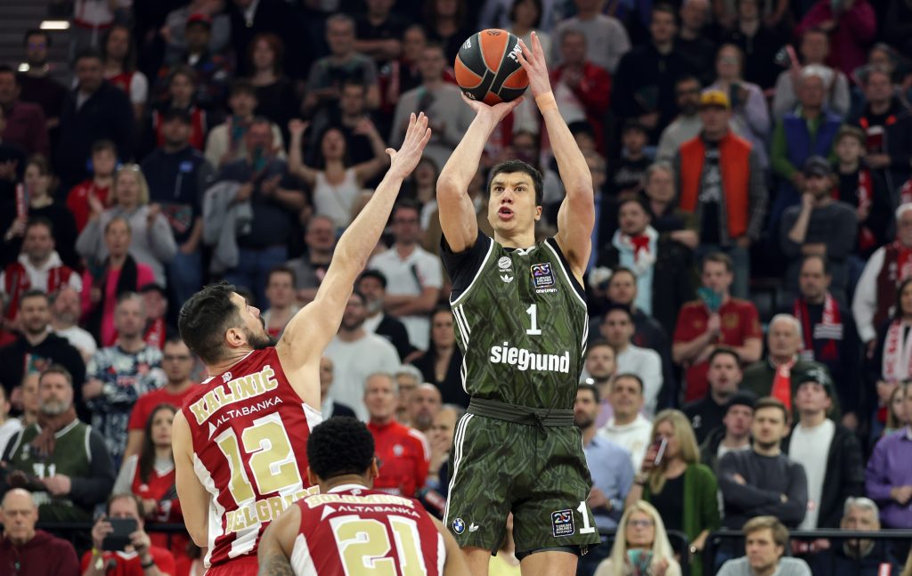 „Pobedi ili umri“! Bajern pred meč sa Zvezdom objavio fotografiju Novaka Đokovića