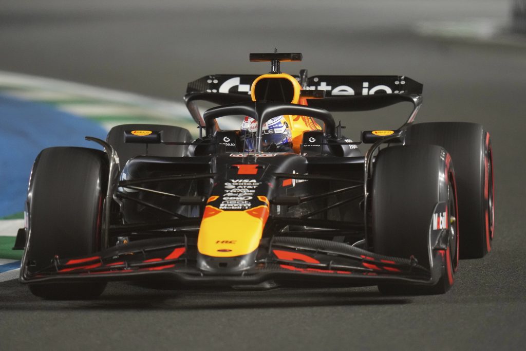 Verstapenu pol pozicija, favorit doživeo udes tokom kvalifikacija