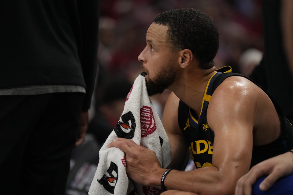 Može da bude problem! Poznato koliko će Kari da odsustvuje