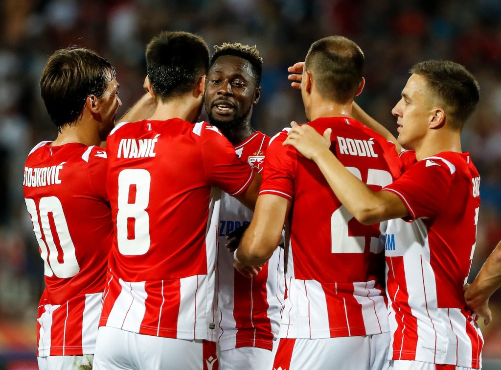 Superligaši, želite dobrog desnog beka i zadnjeg veznog? Tvorci moćne Zvezde su slobodni!