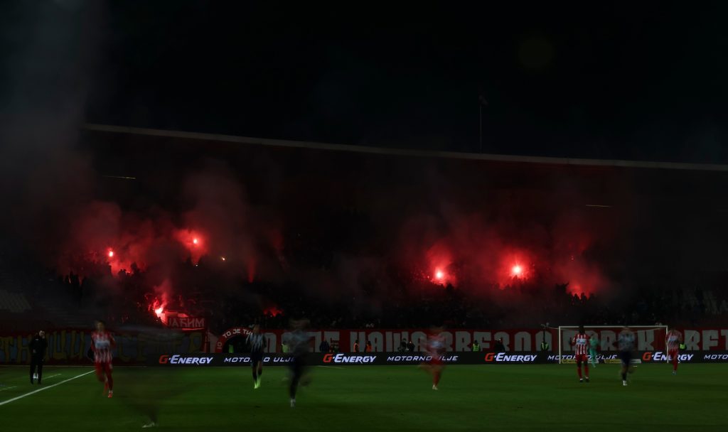 Zvezda povlači poteze, ali ima konkurenciju u trci za golmana