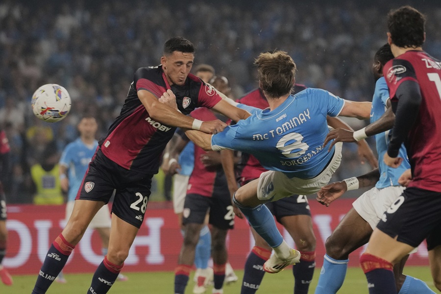 Napulj će da slavi do jutra! Mektomini volejom najavio, Lukaku overio četvrti skudeto (VIDEO)