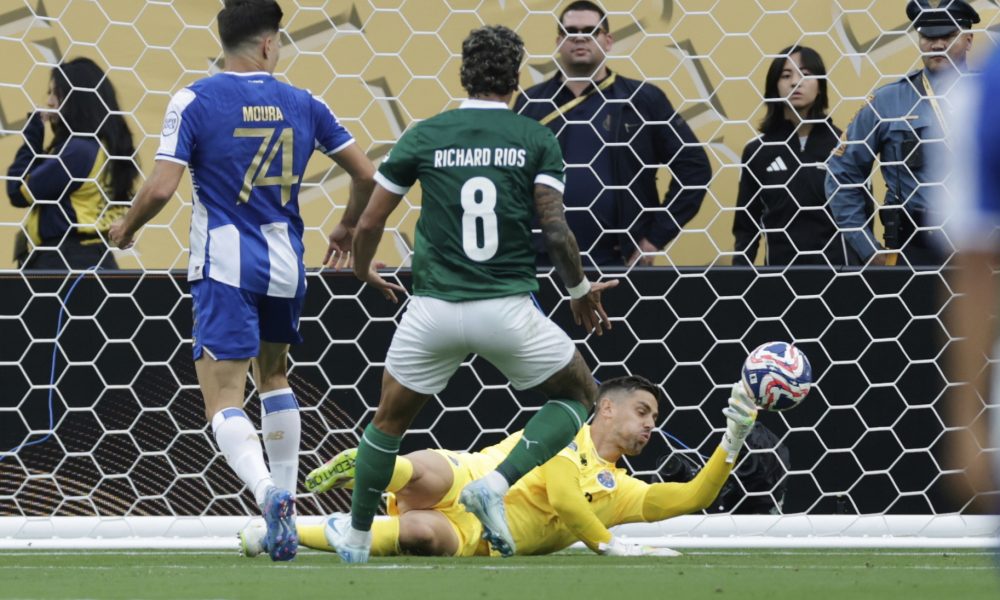 Momenat sa utakmice Porto - Palmeiras (Foto: Beta/AP)