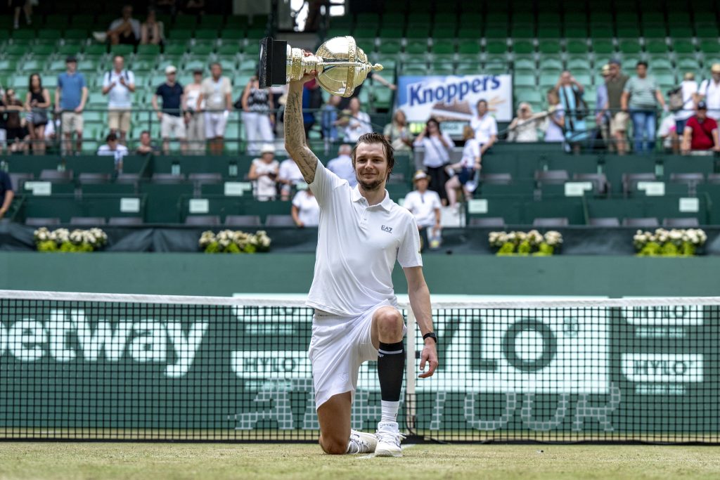 Suze Aleksandra Bublika i titula protiv velikog prijatelja Medvedeva (FOTO)