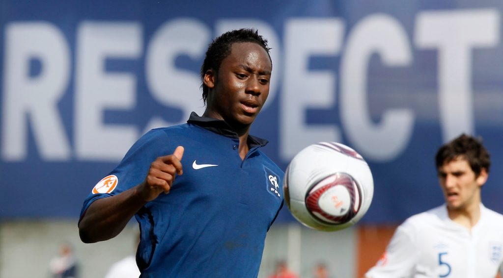 SAZNAJEMO Zvezda u ofanzivi na „šesticu“! Topić jedna opcija, za drugu se gleda ka Solunu