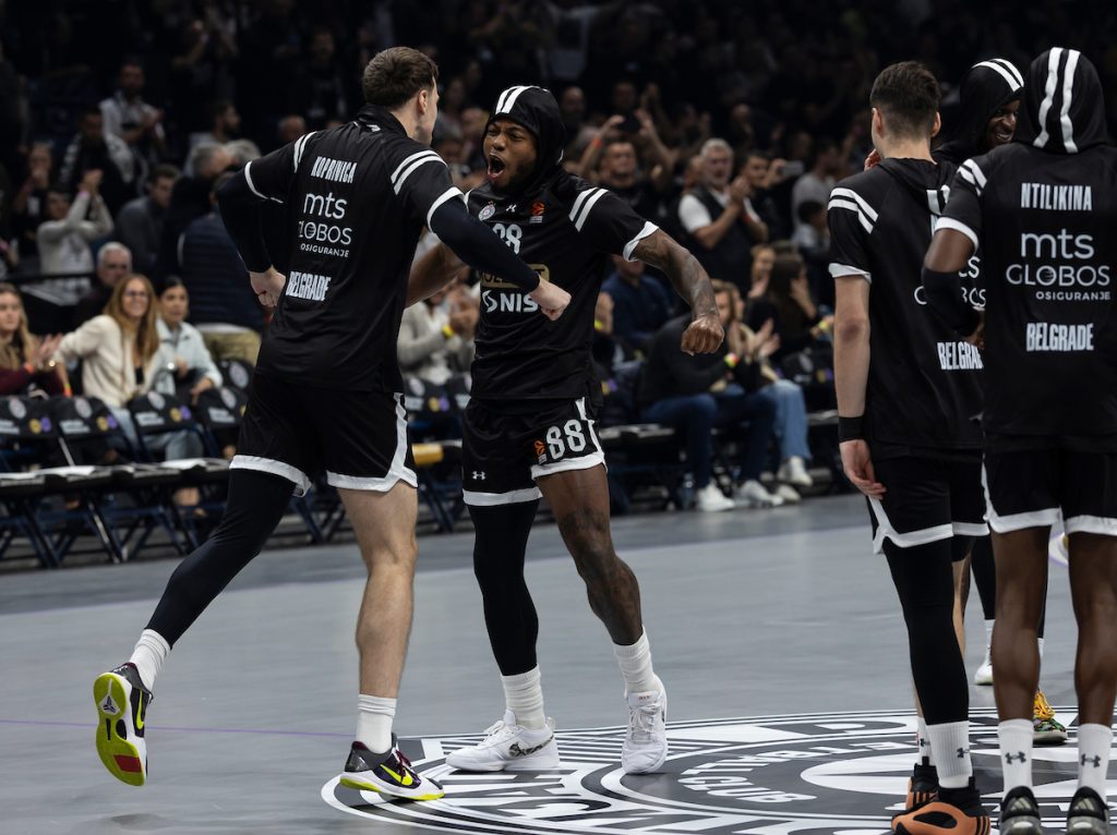 SAZNAJEMO Partizan ostaje bez centra! Seli se u Tursku