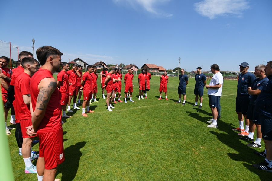 Tanjga poručio na startu priprema: Imamo potencijal, ali glave nisu na pravom putu