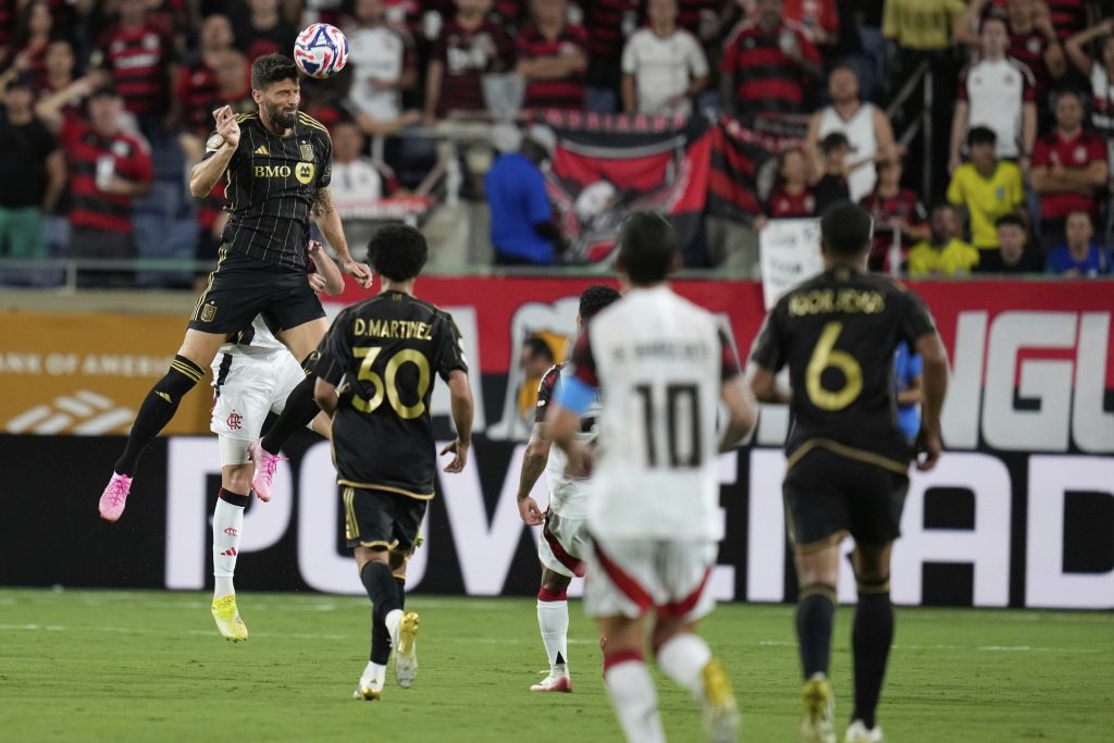 Flamengo „kiksnuo“, ali prošao dalje sa prvog mesta