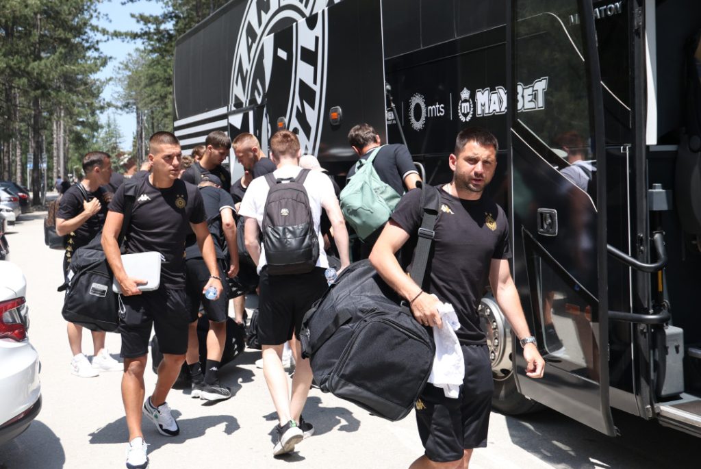 Partizan krenuo, zalet hvata sa Zlatibora