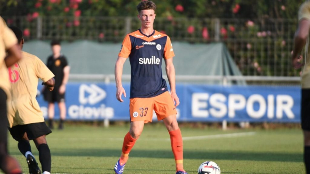 Mladi srpski vezista napustio Monpelje i prešao u Almeriju