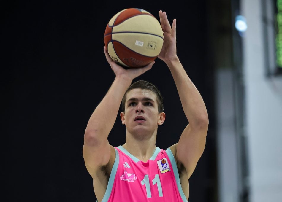 Đurišić debitovao za Atlantu, pa prodorom zadivio navijače (VIDEO)