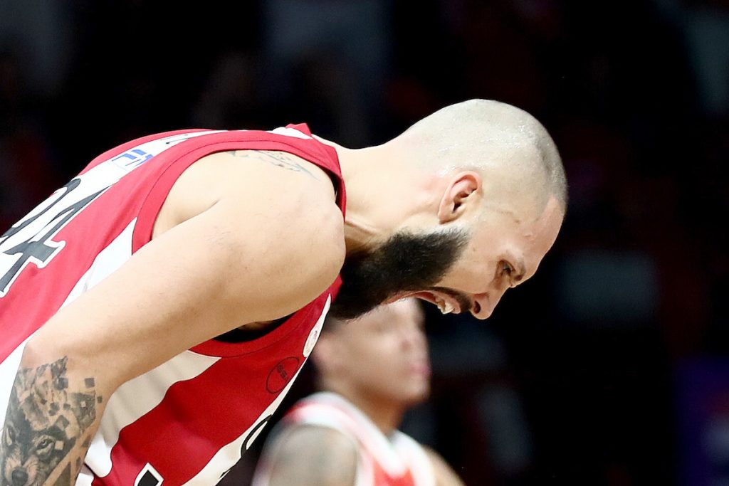 Furnije produžio ugovor sa Olimpijakosom