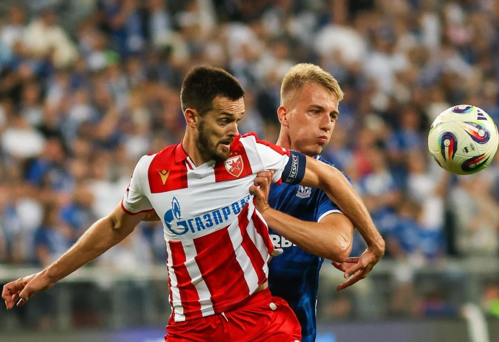 Gomilaju se problemi Leha!