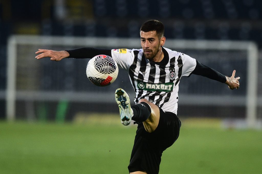 Jurčević dobija konkurenciju, Partizan ima novu opciju za levog beka