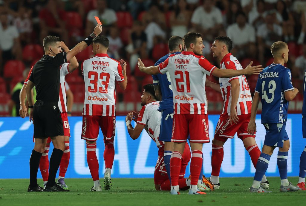 Sada potpuna katastrofa: On nije smeo da dobije žuti karton, a dobio ga je! Zvezda bez dva važna igrača na Pafos!